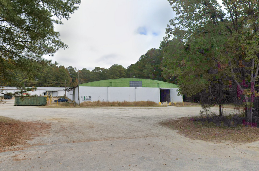 Primary Photo Of 682 Jersey St, Cheraw Warehouse For Lease