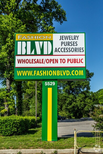More Photos Of 5529 Summer Ave, Memphis Distribution For Sale