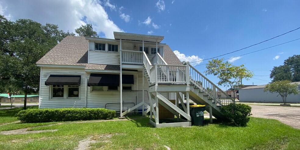 More Photos Of 1117 Washington Ave, Ocean Springs Medical For Sale