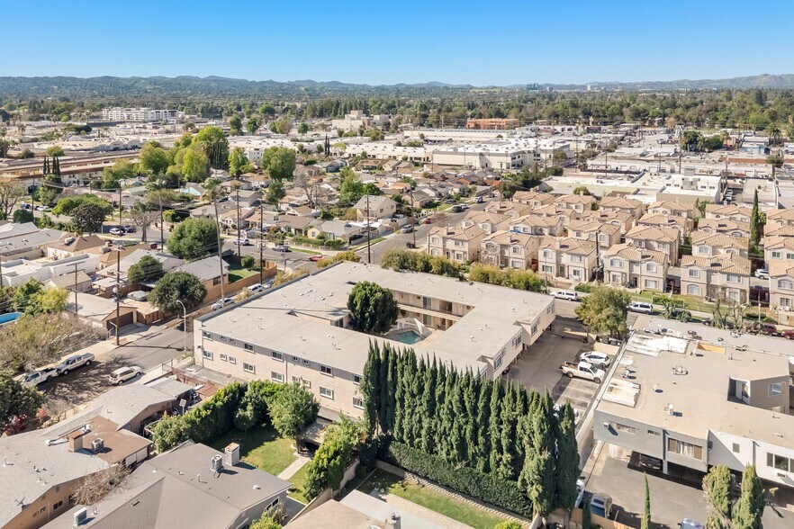More Photos Of 7000 Etiwanda Ave, Reseda Apartments For Sale