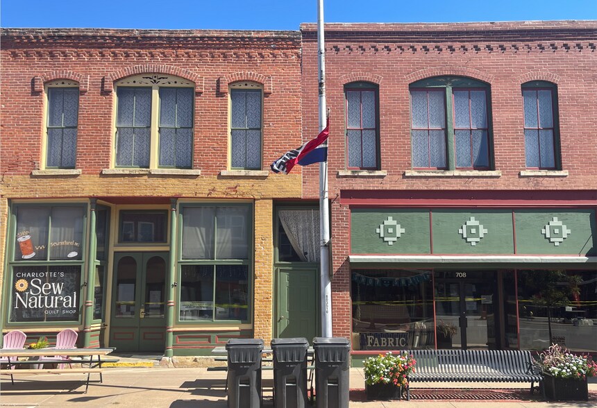 More Photos Of 708-714 N Main st, Newton Storefront Retail Office For Sale