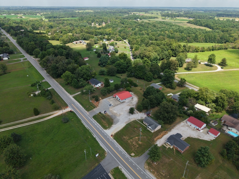 More Photos Of 6804 S Dixie Hwy, Glendale Freestanding For Lease