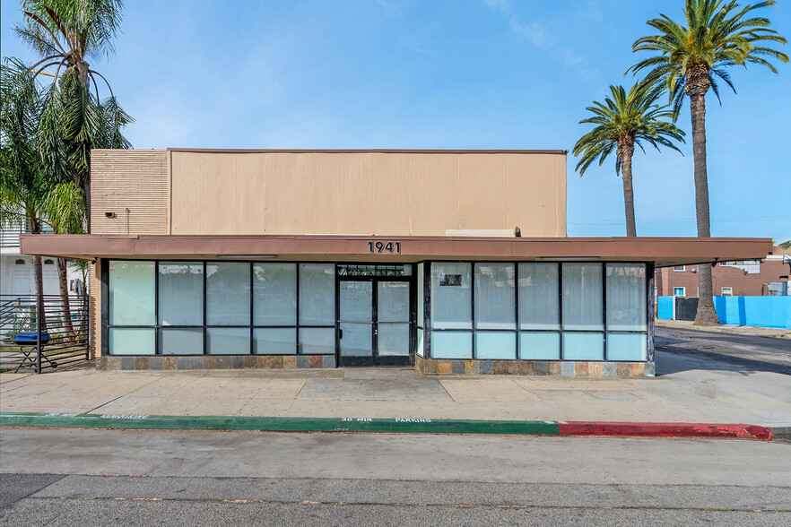 Primary Photo Of 1941 Atlantic Ave, Long Beach Supermarket For Sale