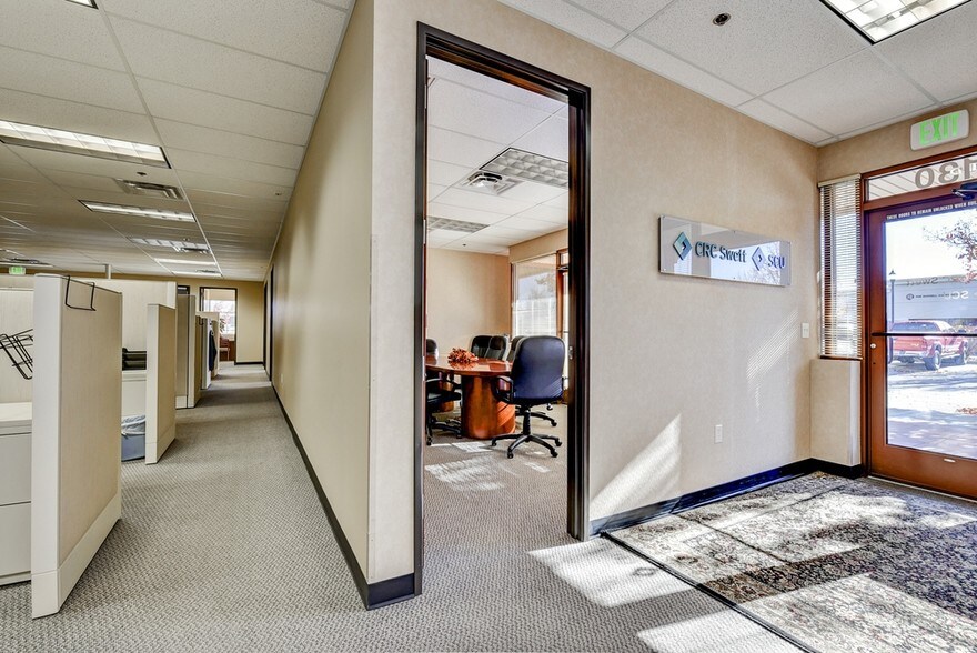 More Photos Of 2965 E Tarpon Dr, Meridian Office For Lease