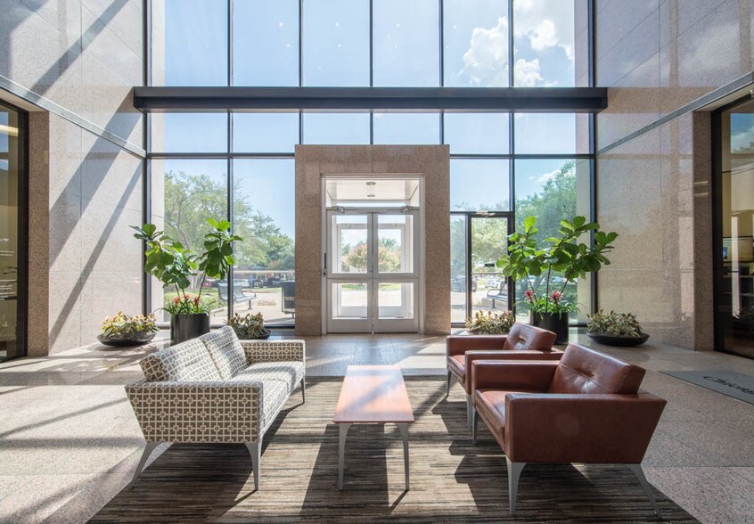 More Photos Of 1400 Preston Rd, Plano Office For Lease