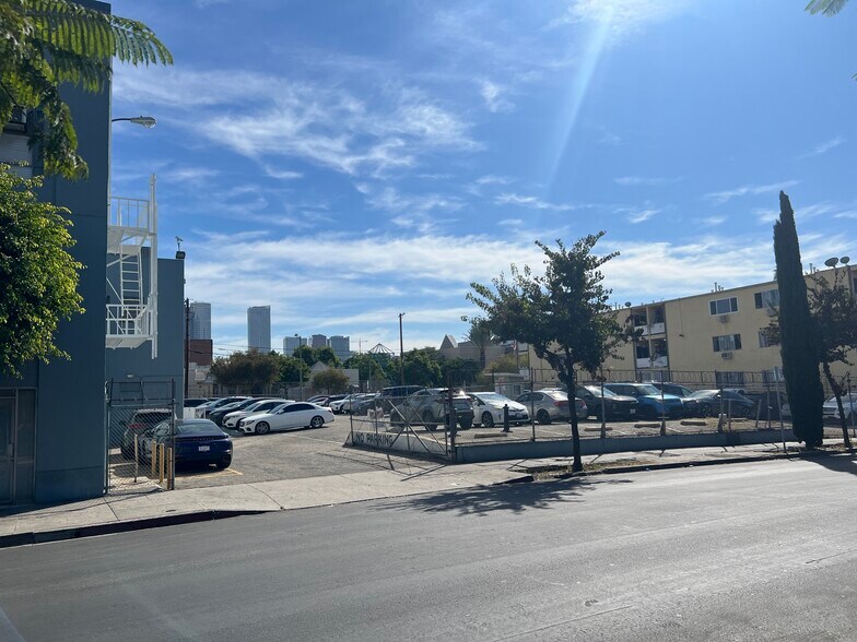 More Photos Of 1660-1670 Wilshire Blvd, Los Angeles Office For Sale