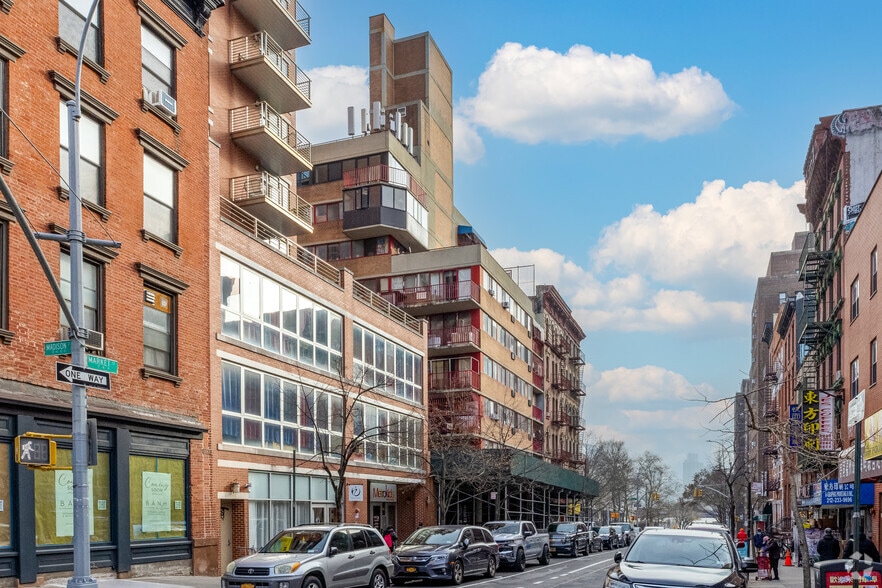 Primary Photo Of 48 Market St, New York Apartments For Sale