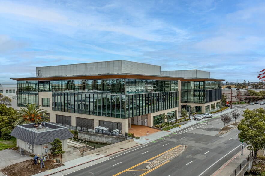More Photos Of 1091 Industrial Rd, San Carlos Research And Development For Lease