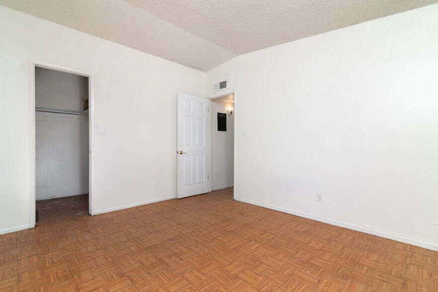 More Photos Of 505 N Williams, Mesa Apartments For Sale