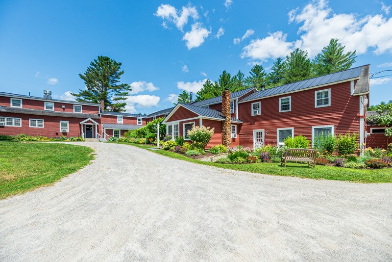 More Photos Of 132 Landgrove Rd, Landgrove Hotel For Sale