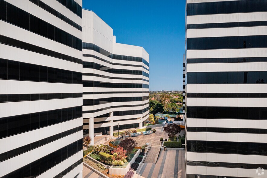 More Photos Of 1230 Rosecrans Ave, Manhattan Beach Office For Lease