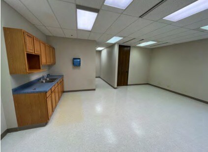More Photos Of 12100 W Park Pl, Milwaukee Flex For Sale