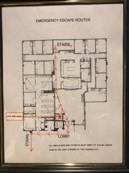 More Photos Of 3510 Clinton Pl, Lawrence Medical For Lease