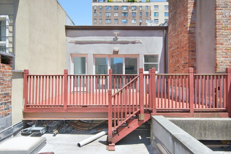 More Photos Of 338 W 71st St, New York Apartments For Sale