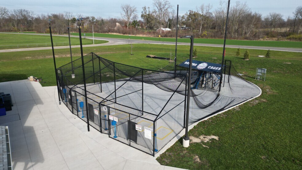 More Photos Of 1879 N Dixie Hwy, Monroe Golf Course Driving Range For Sale