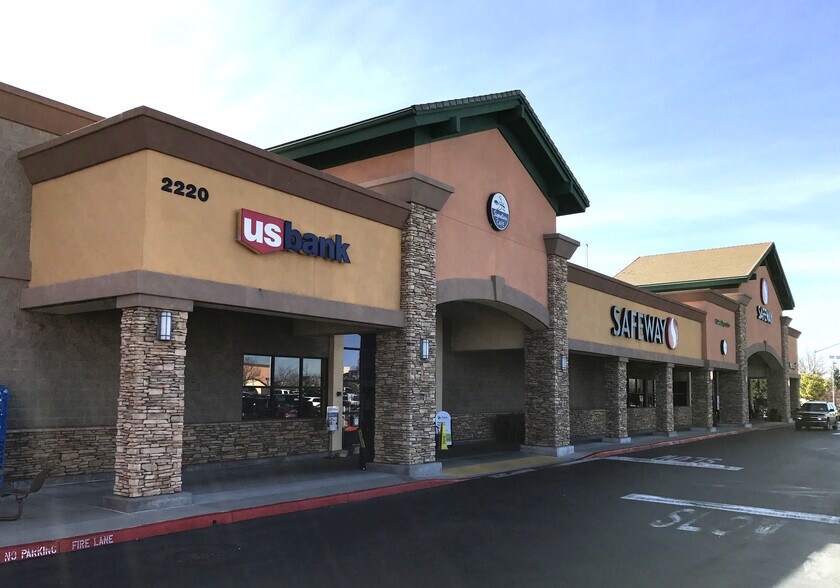More Photos Of 2220 Sunset Blvd, Rocklin Supermarket For Lease
