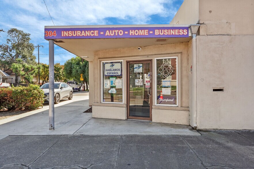 More Photos Of 304 W Harding Way, Stockton Office For Sale