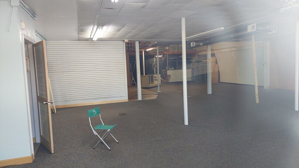 More Photos Of 1826 N Pleasantburg Dr, Greenville Freestanding For Lease