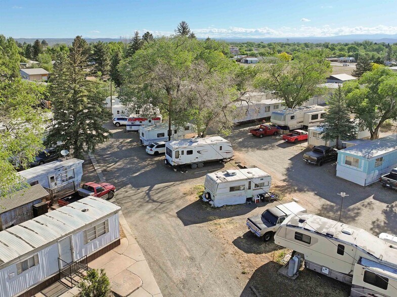 More Photos Of 910 Memorial Dr, Cortez Manufactured Housing Mobile Home Park For Sale