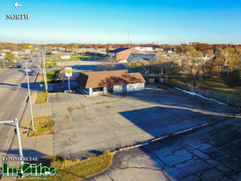 Primary Photo Of 1207 E Ridge Rd, Griffith General Retail For Sale