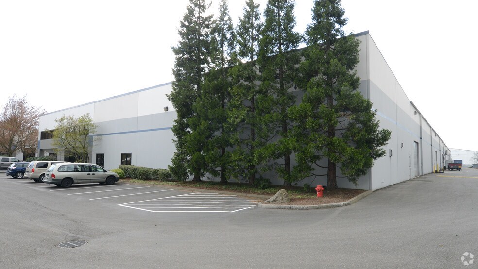 More Photos Of 6713 SW Bonita Rd, Tigard Warehouse For Lease