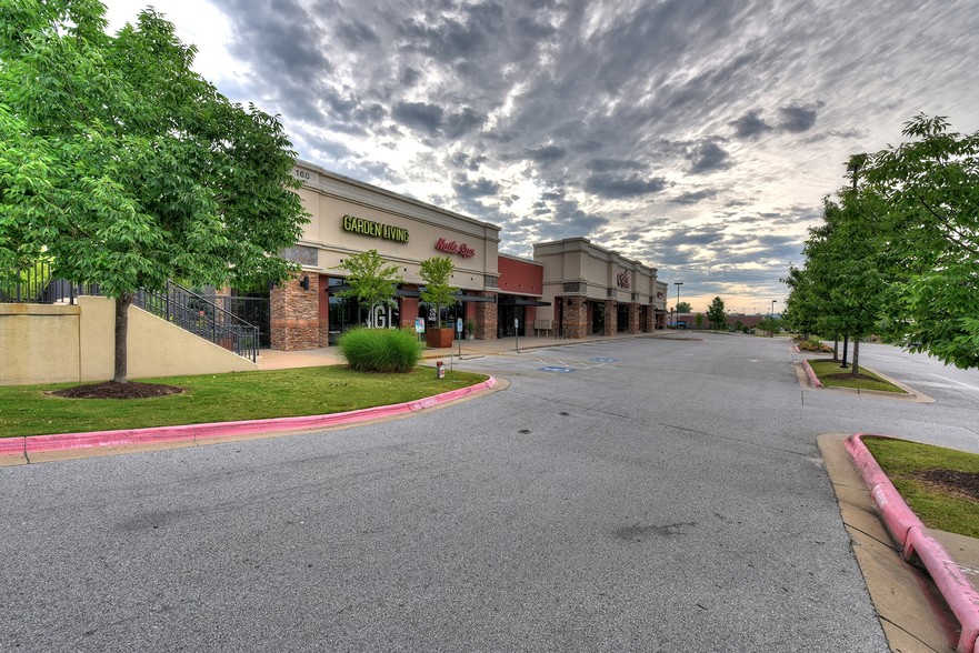 More Photos Of 100 E Joyce Blvd, Fayetteville Unknown For Lease