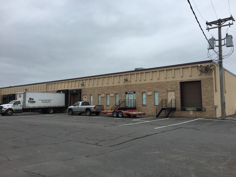 More Photos Of 240 Fillmore Ave E, Saint Paul Light Manufacturing For Lease