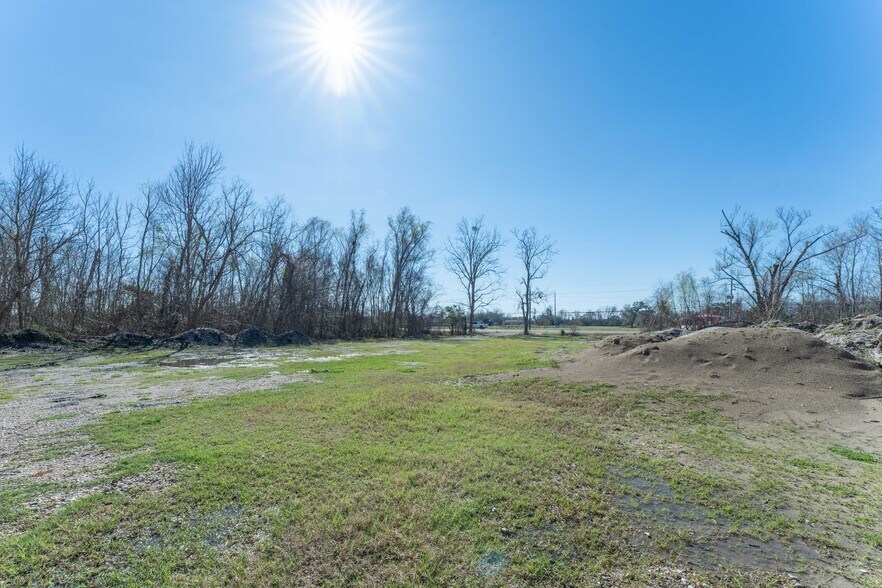 More Photos Of 3672 Airline Hwy, Reserve Land For Sale