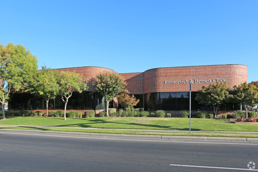 More Photos Of , Fresno Office For Sale