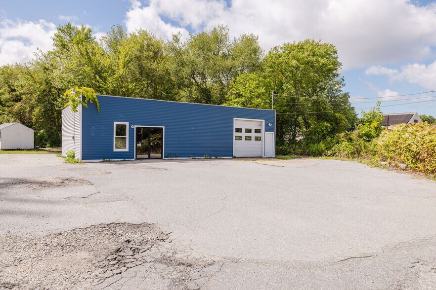 More Photos Of 817 State Rd, Westport Freestanding For Sale