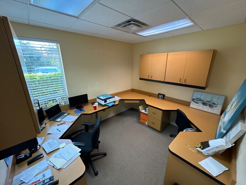 More Photos Of 1314 E Venice Ave, Venice Medical For Sale