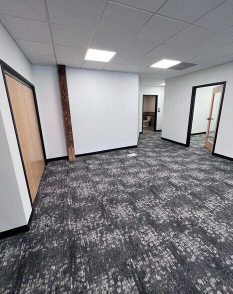 More Photos Of 223 Broadway Ave N, Rochester Office Residential For Sale