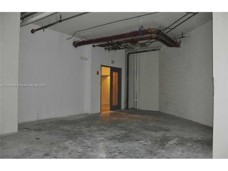 More Photos Of 1900 N Bayshore Dr, Miami Multifamily For Sale