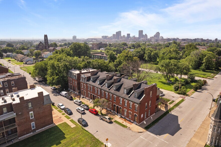 More Photos Of 1936-1956 Benton St, Saint Louis Apartments For Sale