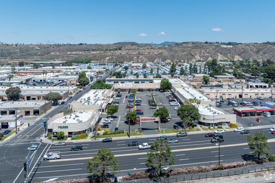 More Photos Of 20655 Soledad Canyon Rd, Santa Clarita Restaurant For Lease