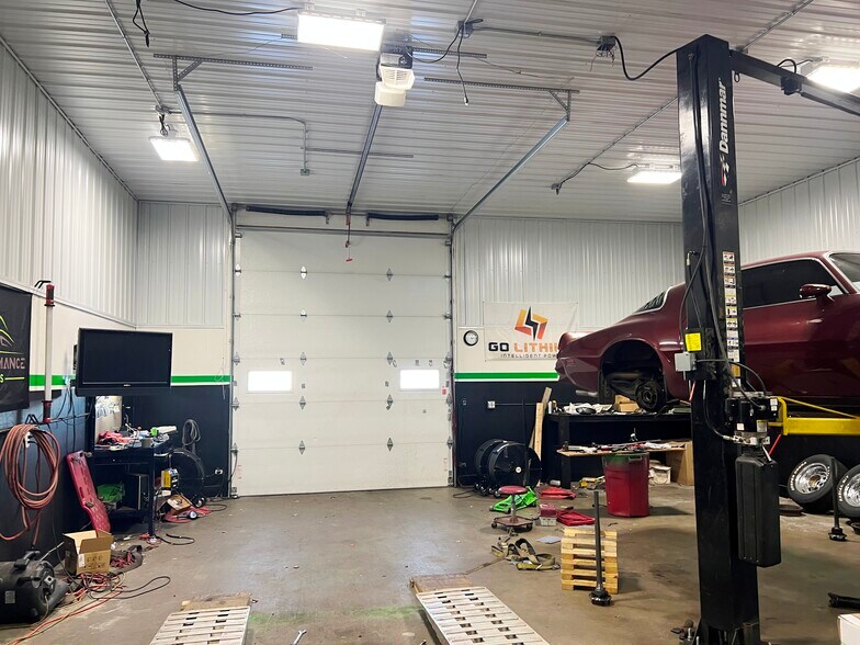 More Photos Of 8194 Fairview, Baxter Light Manufacturing For Sale