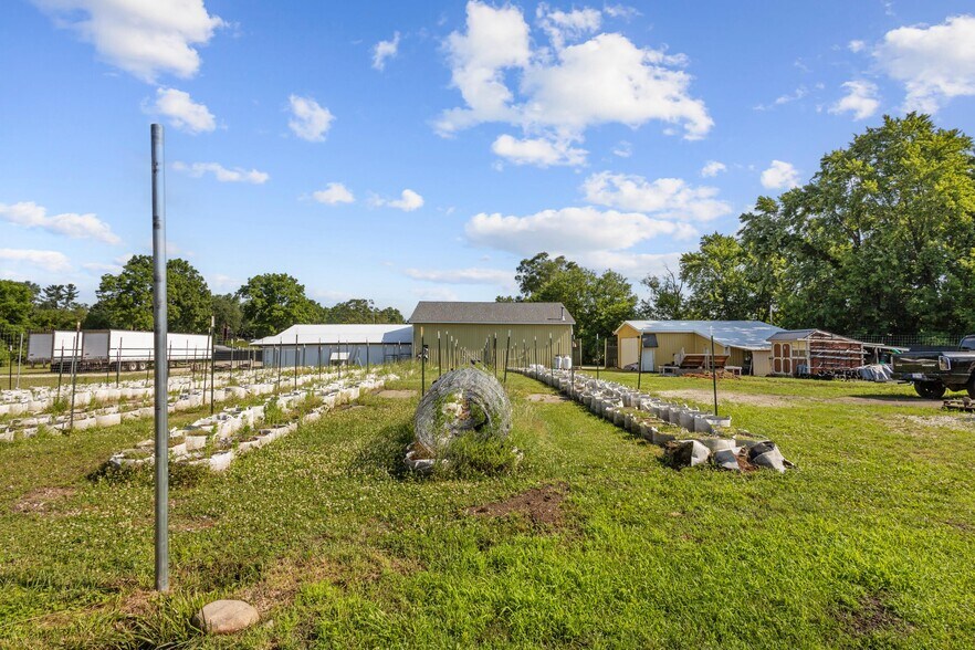 More Photos Of 1770 Columbia Ave, Battle Creek Land For Sale