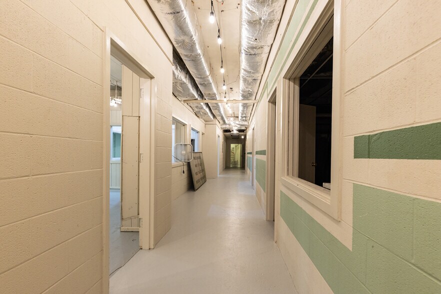 More Photos Of 8871 Griffith Rd, Nashville Warehouse For Sale