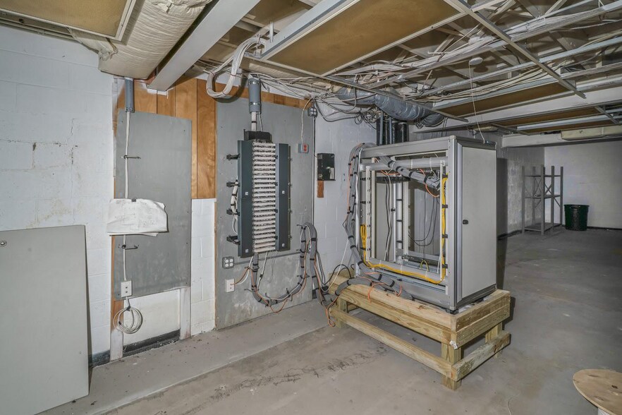 More Photos Of 614 Union Rd, Vineland Office For Sale