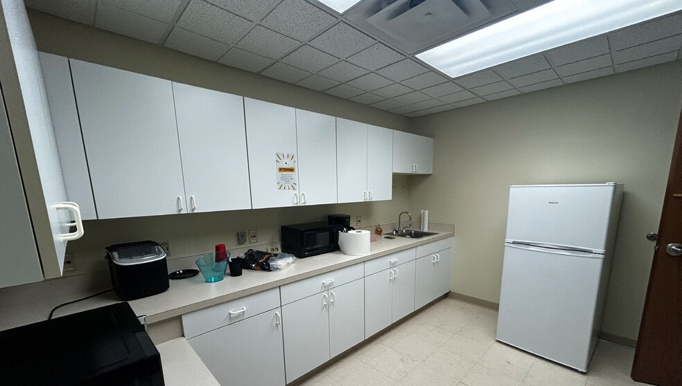 More Photos Of 3433 Agler Rd, Columbus Medical For Sale