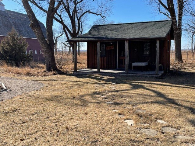 More Photos Of 14152 Highway K64, Whiting Specialty For Sale