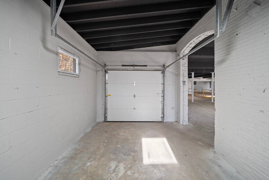 More Photos Of 174 N Main St, Franklin Light Manufacturing For Sale