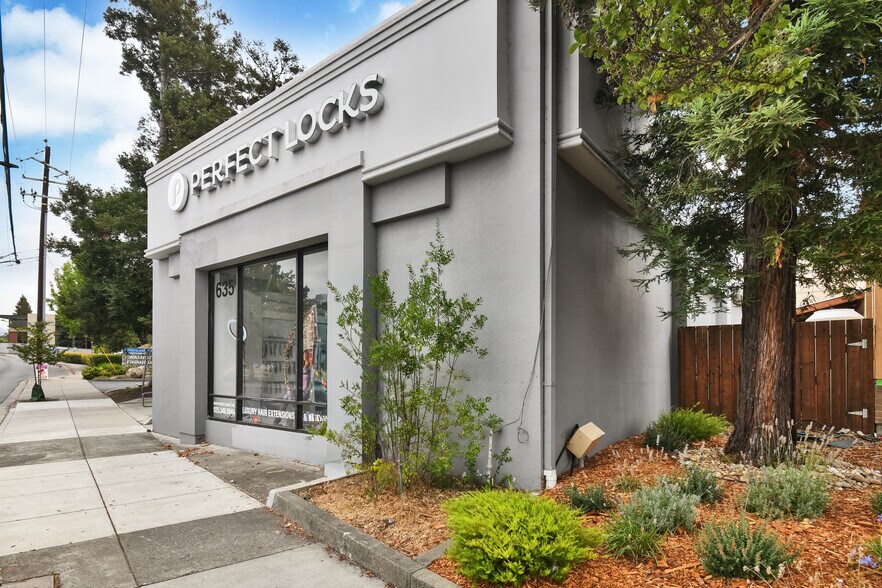 More Photos Of 635 Ygnacio Valley Rd, Walnut Creek Freestanding For Sale