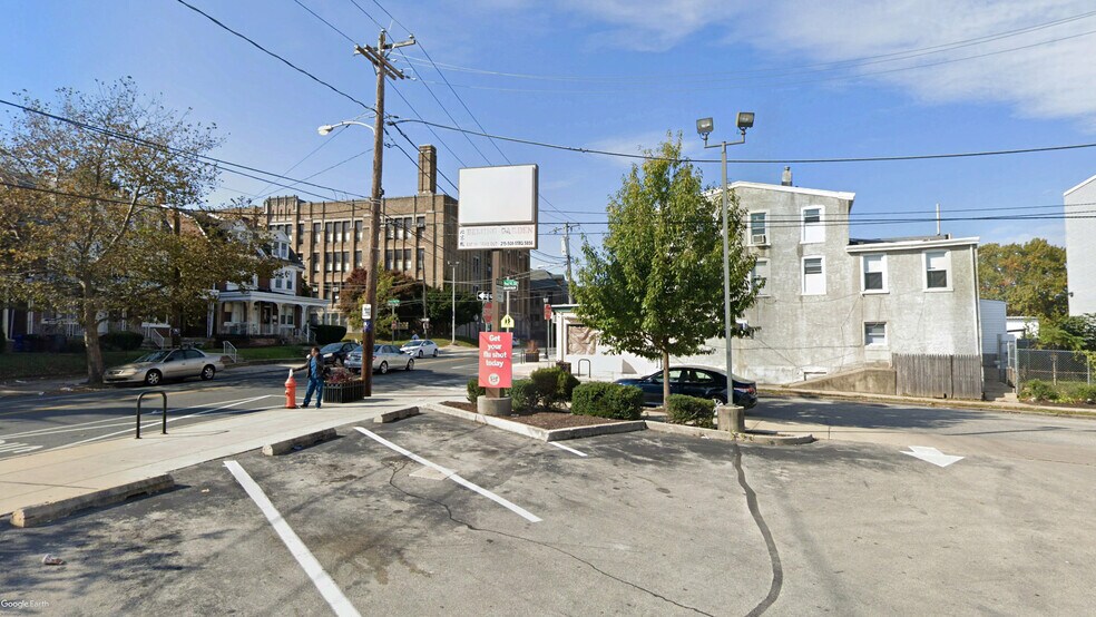 More Photos Of 5911 Ridge Ave, Philadelphia Freestanding For Lease