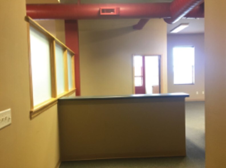 More Photos Of 804-824 Liberty Blvd, Sun Prairie Freestanding For Lease