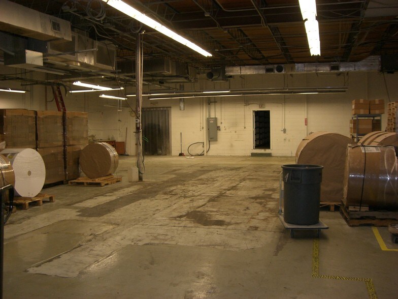 More Photos Of 5299 Saint Augustine Rd, Jacksonville Manufacturing For Lease