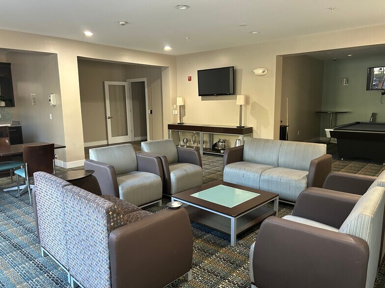 More Photos Of 100 Bellis Ct, Bridgewater Apartments For Sale
