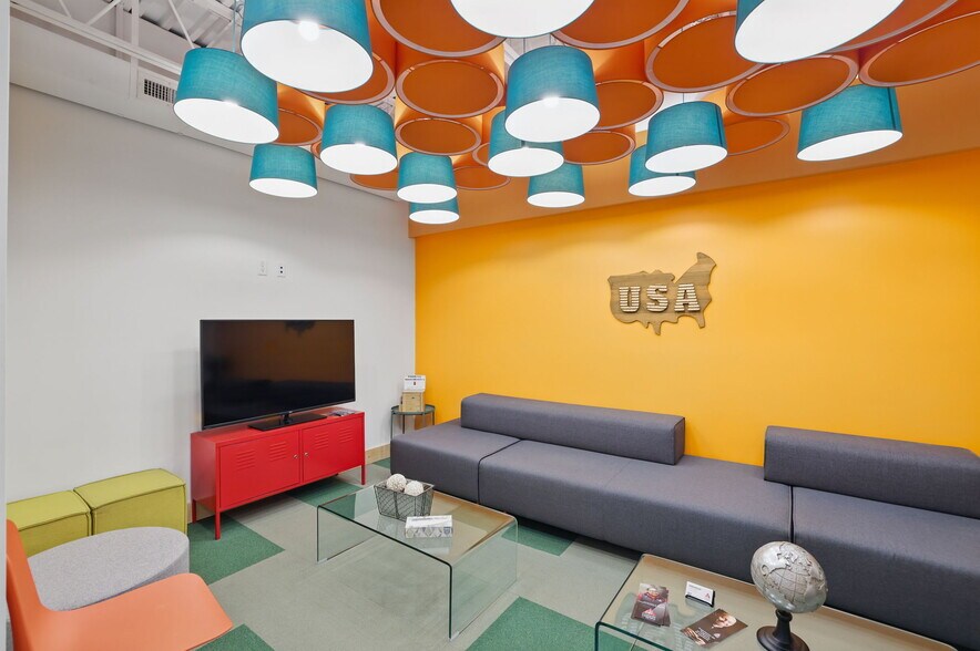 More Photos Of 2150 Lelaray St, Colorado Springs Medical For Sale