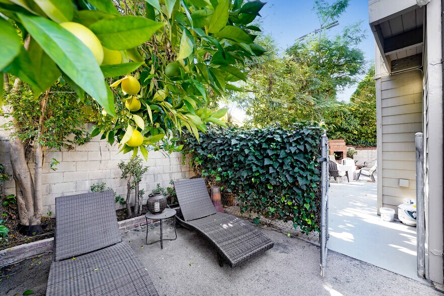 More Photos Of 14728 Magnolia Blvd, Sherman Oaks Apartments For Sale