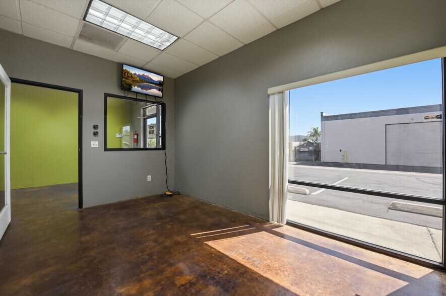 More Photos Of 120 N Pacific St, San Marcos Warehouse For Sale